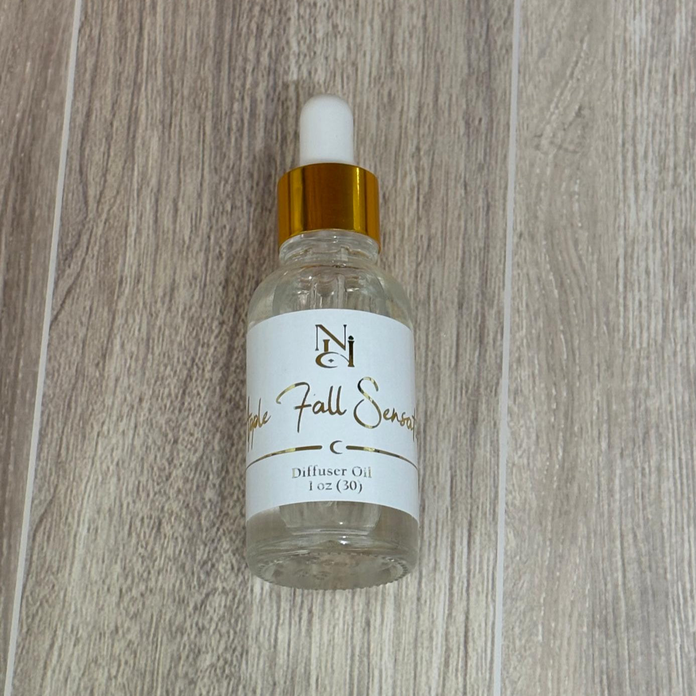 Oil Diffuser/ Aromatherapy/ Scented Oil for Water Diffuser