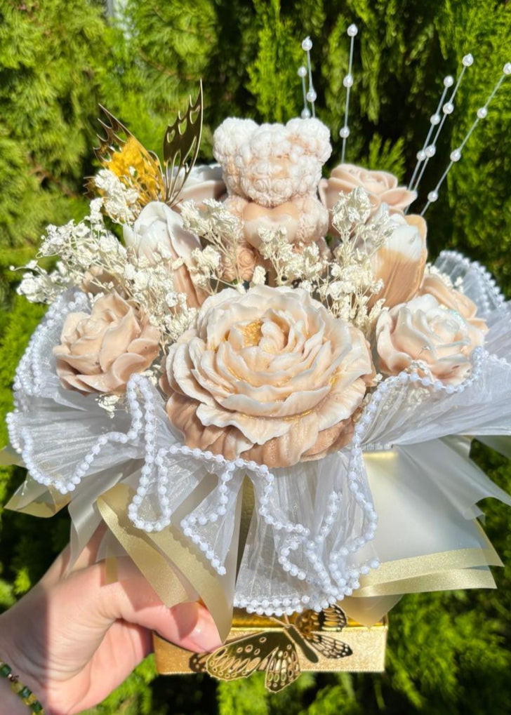 Golden Whisper Candle Bouquet